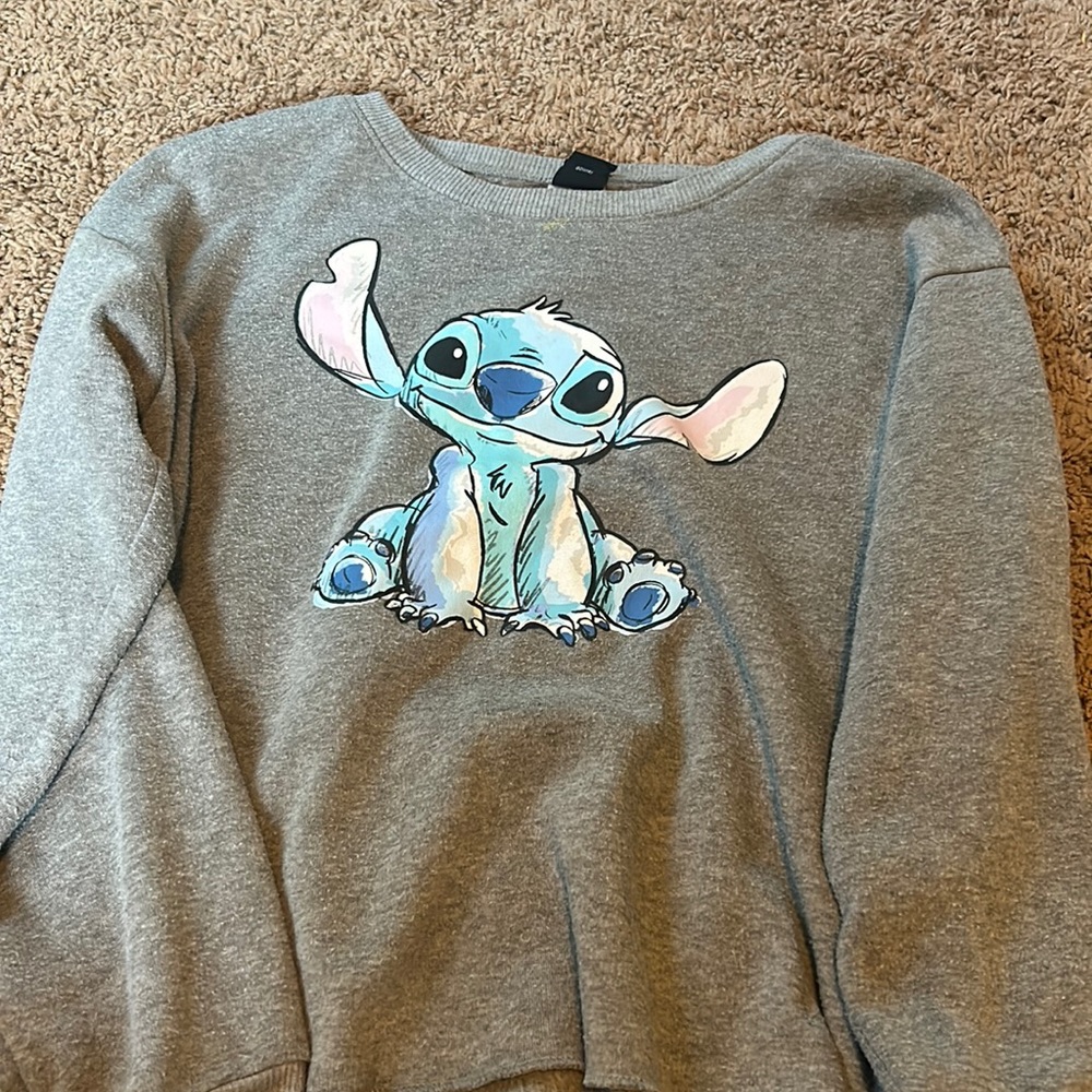 stitch design, new condition, children’s sweatshirt xl, gray long sleeve - Picture 1 of 1